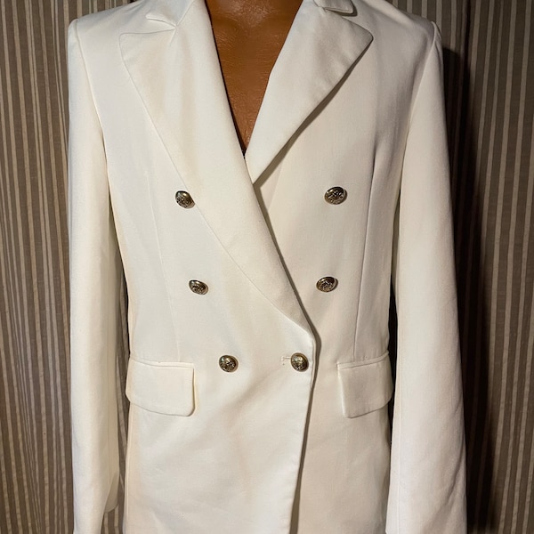 White double breasted stylish jacket