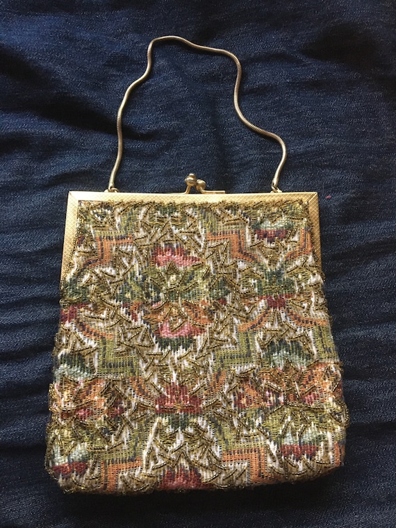 Vintage beaded tapestry needlepoint hand bag