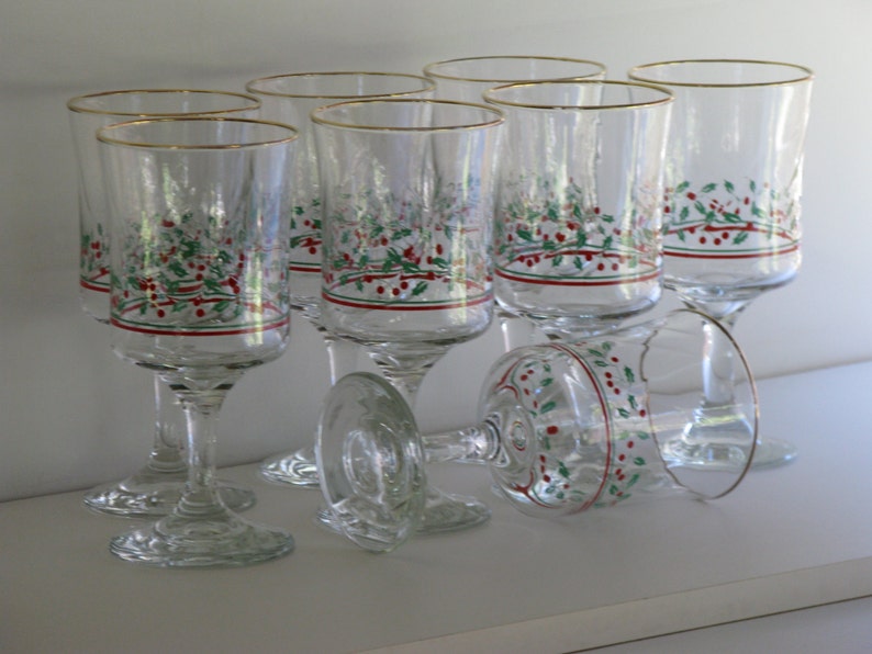 Vintage HOLIDAY STEMWARE Set/holiday Glassware/vintage Holiday