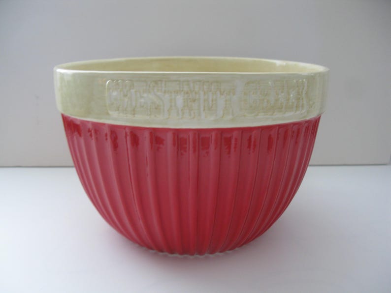 Vintage ceramic mixing bowl (nostalgic reasoning)
