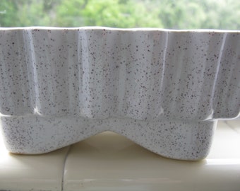 Vintage 1960's SQUARE CERAMIC FLOWER Pot/Ceramic Planter/Home wares/Home Decor/Pottery Planter/Indoor Flower Pot