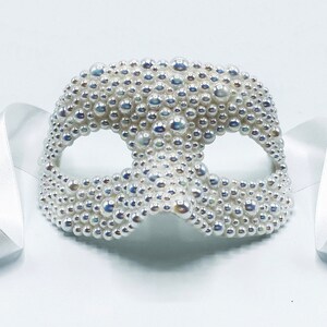 Bubbles & Baubles Iridescent White Pearled Masquerade Mask image 6