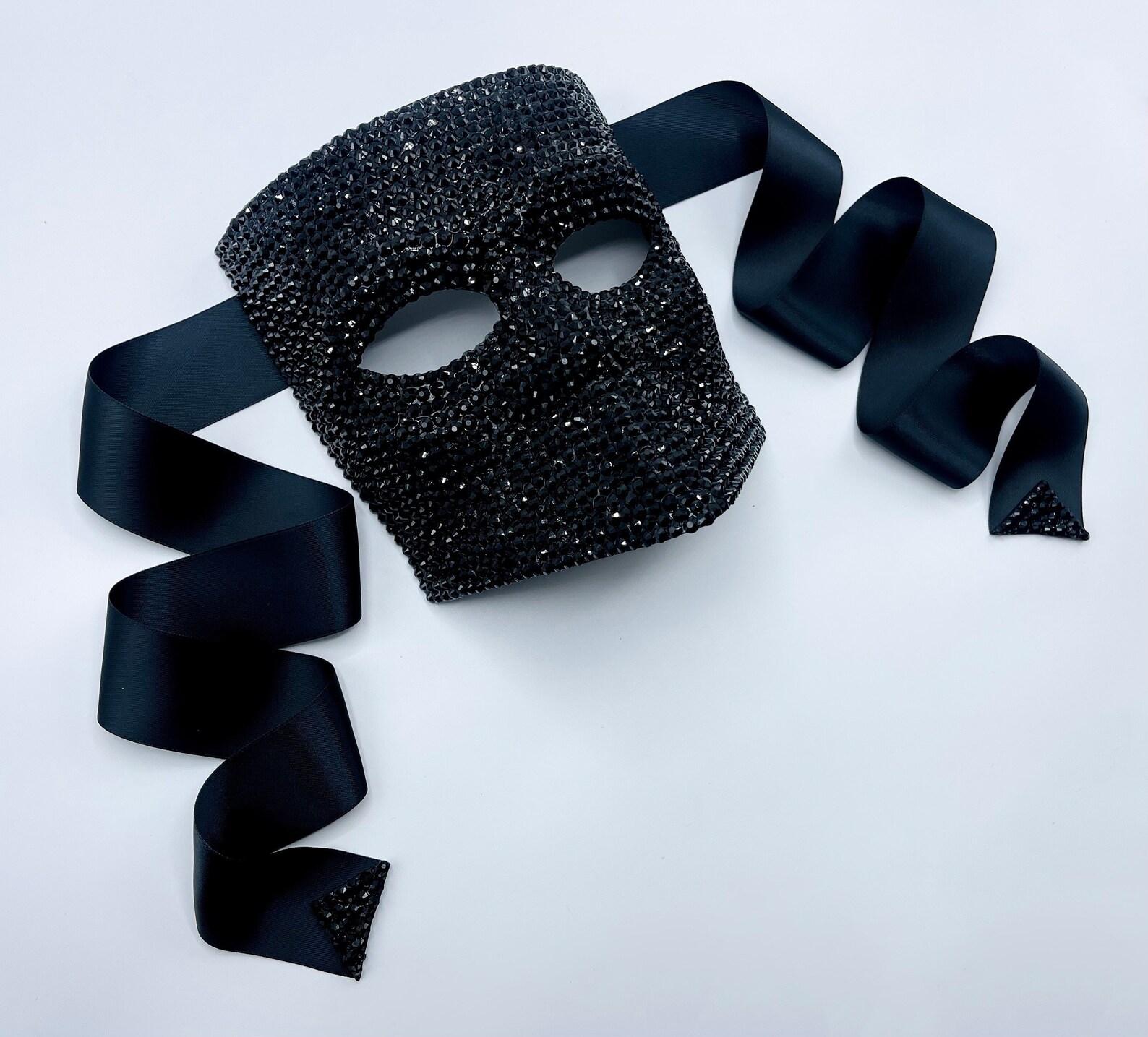 Eyes Wide Shut Black Bauta Masquerade Mask Etsy