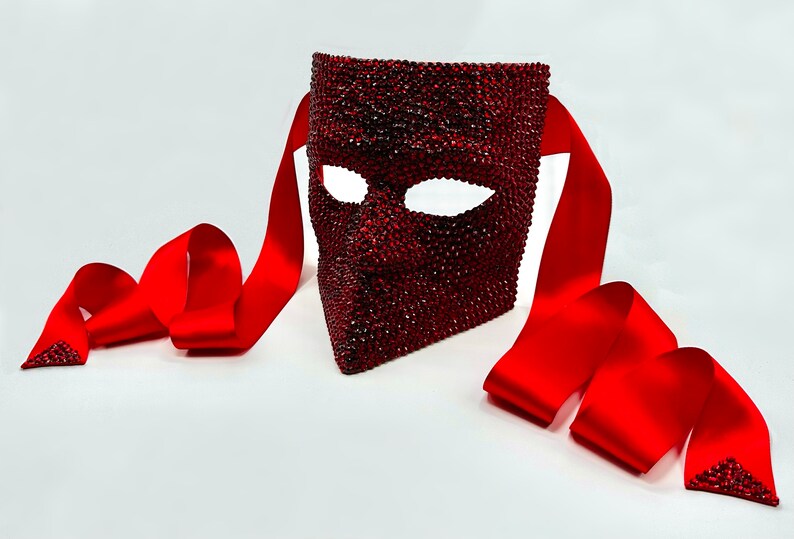 Eyes Wide Shut Ruby Red Bauta Masquerade Mask Etsy