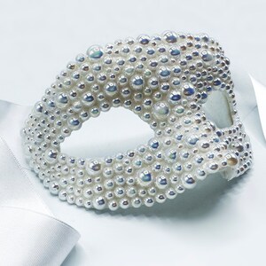 Bubbles & Baubles Iridescent White Pearled Masquerade Mask image 1