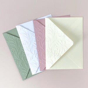 3D-geprägte Blumenumschläge | Luxuriöse, gemusterte 5x7-Umschläge für Einladungen | Botanische Hochzeitskarten