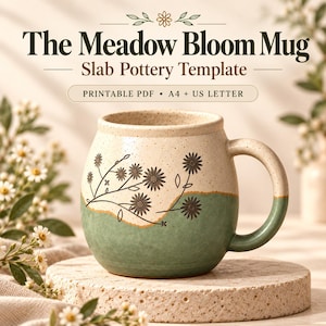 Puede incluir: Una taza de cerámica con una sección superior crema moteada y una sección inferior verde salvia, con un diseño de líneas florales en marrón oscuro. El texto dice: The Meadow Bloom Mug, Slab Pottery Template, PRINTABLE PDF, A4 + US LETTER.