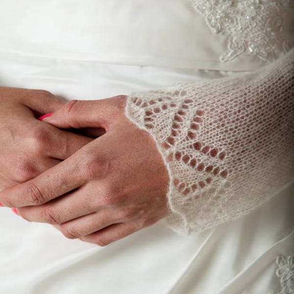 Haussement d'épaules de mariée pour votre robe de mariée avec manche en dentelle tricotée pour un mariage vintage avec baby alpaga en ivoire et autres couleurs