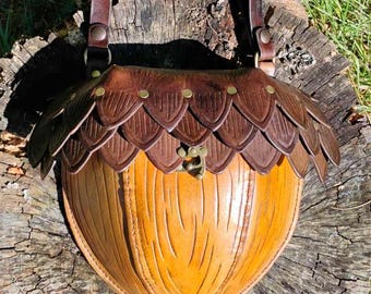 Leather Acorn Flatback Foraging Pouch