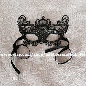 Lightweight Lace Venetian Masks - Lace Mask - Venetian Mask Men - Venetian Mask Women - Venetian Costume - Masquerade - Murder Mystery