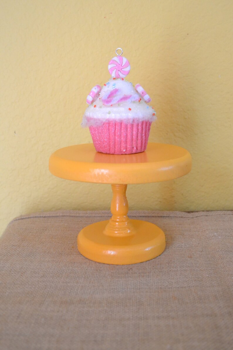 Yellow Gold Cupcake Stand Round 6 inch
