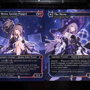 Puede incluir: Dos cartas coleccionables rectangulares con fondos azul oscuro que presentan personajes de estilo anime. La carta izquierda se titula Herta, Genius Puppet y la derecha The Herta. Ambas cartas contienen texto detallado, estadísticas y bordes.