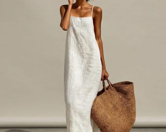 Abito lungo boho, senza maniche con spalline sottili, abito estivo boho minimalista, borsa da vacanza.