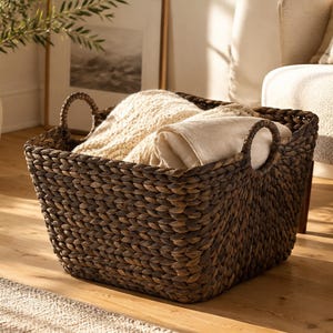 小物入れ F&M square basket with handle / ENGLAND Large Square Basket With Handles - Etsy