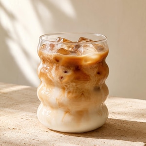 Taza de café de vidrio ondulado / Vaso para café helado con leche ondulado, vaso para cóctel