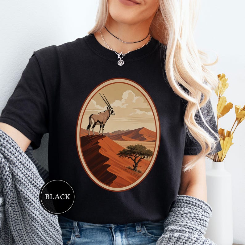 Namibia Oryx Desert Dunes Tee, Sossusvlei Dunes Shirt, Oryx Lover Gift, Namibia Travel Gift, Namibia Vacation Tee, Namib Adventure Black