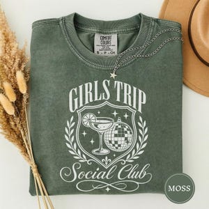 T-shirt med klubbmärke för tjejer, t-shirt med klubbmärke för tjejer, matchande present till tjejer, t-shirt med cocktailklubbmärke