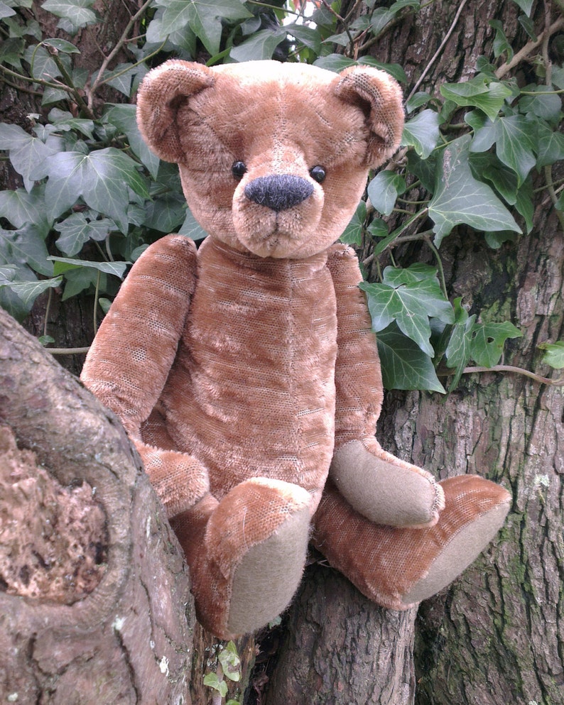 Frederick Printed Pattern, a jointed teddy bear full size sewing pattern by Barbara-Ann Bears to make a traditional, centre seam bear image 4