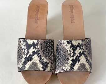 Reduced!  Vintage Jeffrey Campbell wooden clogs, size 6M, STUNNING!!!!