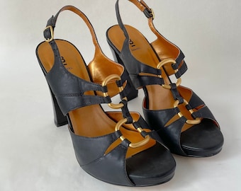 Reduced!  Vintage Bakers black leather platform heels, size 8.  STUNNING!!