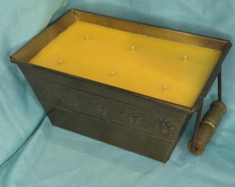 Honey-Scented Upcycled Candle