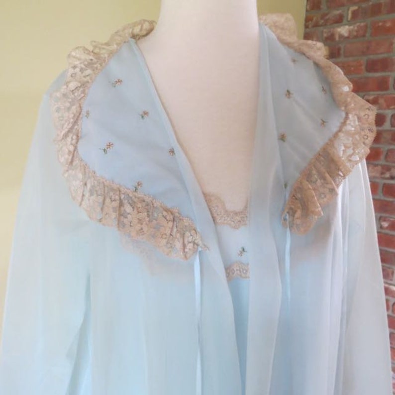 Vintage Vanity Fair Double Layer Nylon Chiffon Peignoir Set Robe and ...