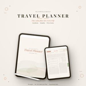 Può includere: Un pianificatore di viaggio digitale visualizzato su due schermi di tablet con uno stilo. Il testo recita PLANWELLGROUP TRAVEL PLANNER, One calm place for every trip, GoodNotes, Notability, Print at home, 39 pagine, A4, US Letter e iPad.