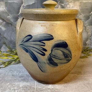 Early Rowe Pottery Works Lidded Bean Pot with Tulip Design.