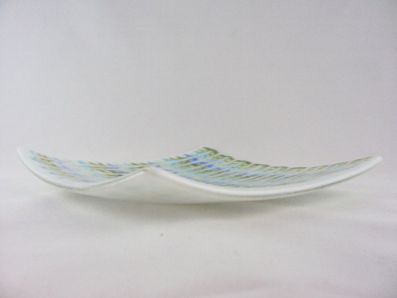 Multi-colored flame stitch pattern square glass dish image 4