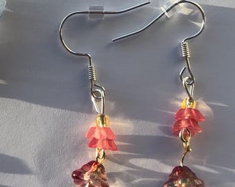 Pendientes de flor escarlata