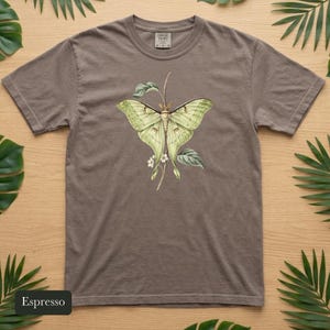 Luna Moth Shirt, Comfort Colors® Vintage Moth Tee, Dark Academia Insect Tshirt, Cottagecore Botanical Tee, Moth Lover Gift