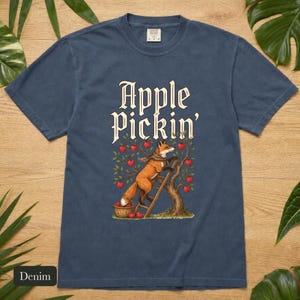 Red Fox Apple Picking Shirt, Comfort Colors® Vintage Fall Harvest Tee, Apple Pickin' Orchard Cottagecore Illustration, Fox Lover Gift