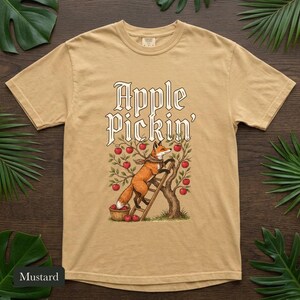 Red Fox Apple Picking Shirt, Comfort Colors® Vintage Fall Harvest Tee, Apple Pickin' Orchard Cottagecore Illustration, Fox Lover Gift