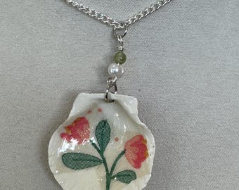 Decoupage seashell necklace, pink flowers, fresh water pearl green bead, silver chain, scallop seashell.277