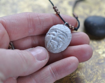 little friend - stony necklace - talisman - Buddha