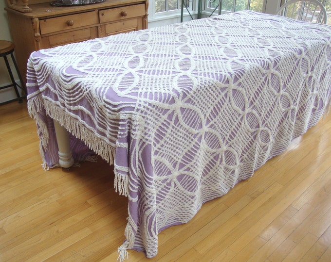 VINTAGE PURPLE CHENILLE Bedspread Quilt White Lavender Lilac Cotton Etsy