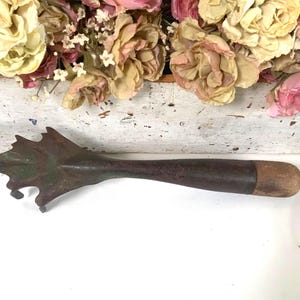 VINTAGE GARDEN-HANDGEREEDSCHAP - Groene vork - Schuurgereedschap - Tuinman - Tuinieren Wiederhark, cultivator uit de jaren 1950 Kasbenodigdheden