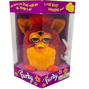 Furby NIB Vintage Rooster Red Orange Factory Sealed Eyes Brown 70-800 1999