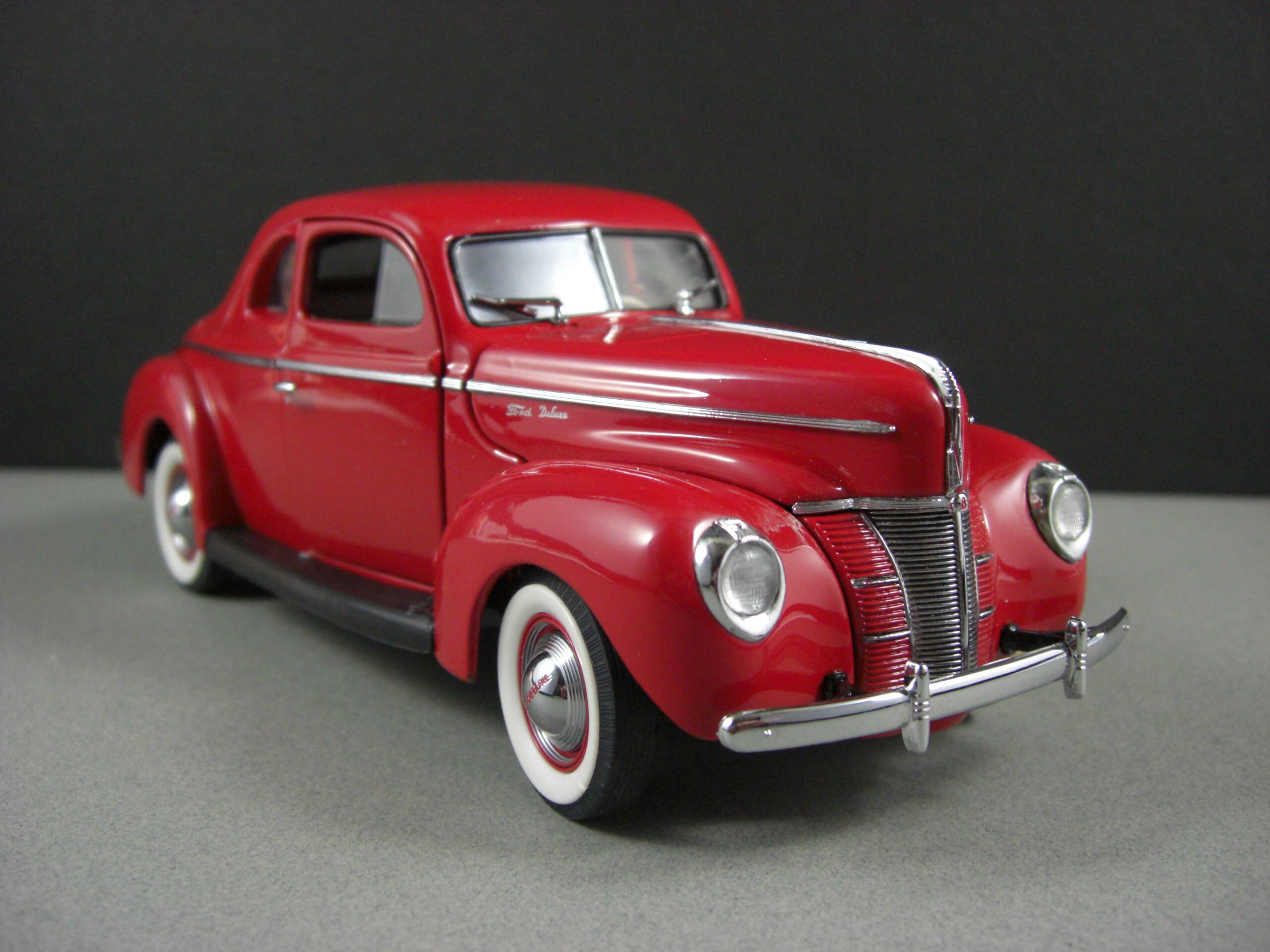 1940 Ford Deluxe Coupe 1:24th Scale Die Cast Metal Model Car by Danbury  Mint, Derelict, Barn Find, Upcycle
