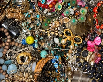 Mystery Customizable Jewelry Grab Bag 1-5 lbs Bulk Lot (Vintage to Modern Mix)