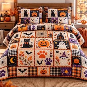 Halloween Bedding Set, Black Cat Ghost Pumpkin Comforter, Cute Spooky Patchwork Quilt Design, Fall Farmhouse Bedroom Decor