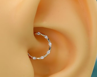 14K Massivgoldener Clicker-Hoop-Ohrring mit Labordiamanten für Daith-, Helix- und Nasenpiercing