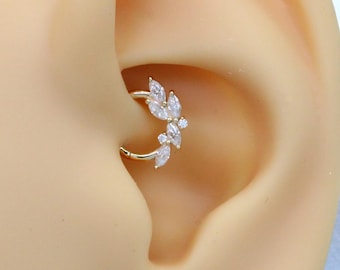 Nasenring aus 14-karätigem Gold mit Marquise-Schliff und Labordiamanten (Daith Clicker).