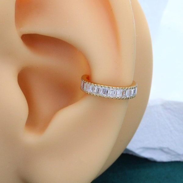 14K Solid Gold Baguette Lab Diamond Click Piercing Hoop Nose Ring