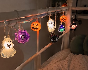 Guirnalda de luces de Halloween, luces LED espeluznantes con calabazas, fantasmas y murciélagos, funciona con pilas, decoración para interiores, un lindo regalo para la temporada de Halloween.
