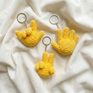 Virkad gul handnyckelringsmönster i pdf-format, Amigurumi-hand, Emoji-handnyckelring, Virkad gåva, Handgester, Fotoguide, Nybörjare