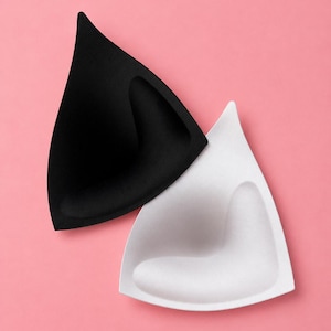 Driehoekige push-up bh-cups, ingenaaide lingeriepadding, schuimrubberen inzetstukken (zwart/wit); (S-L)