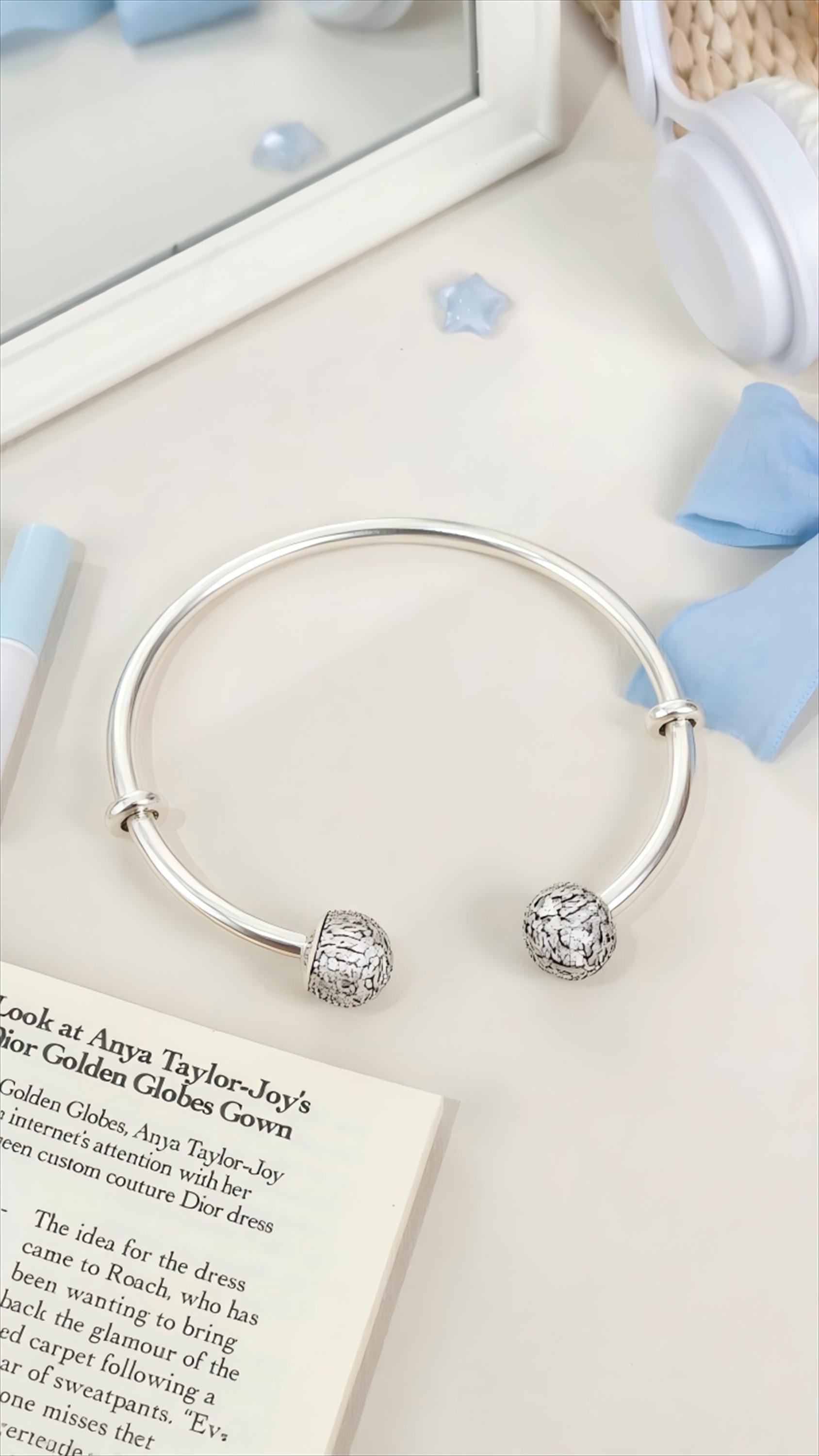 Pandora open bangle - Etsy 日本