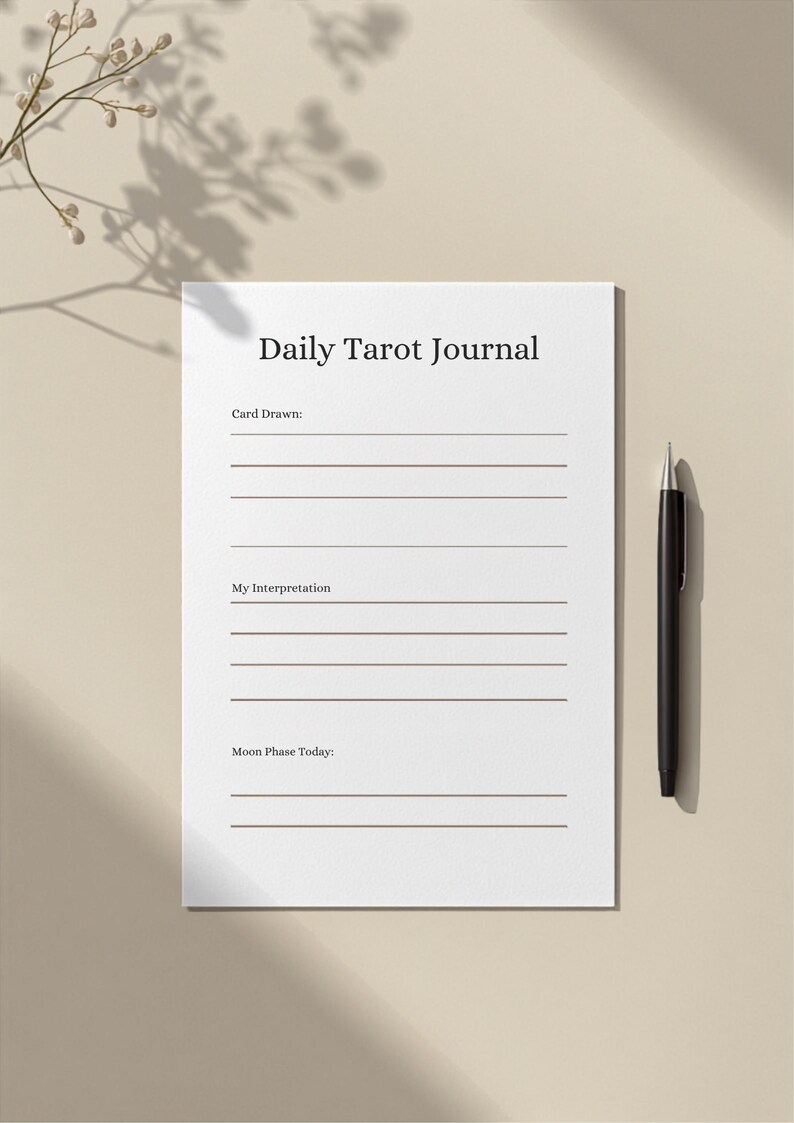 Minimalistisch dagelijks tarotdagboek (printbaar pdf), eenvoudig tarotwerkboek, spiekbriefje met kaartbetekenissen, pagina's voor het bijhouden van de maanfasen afbeelding 1