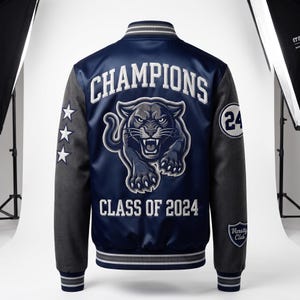 Jaqueta Varsity de Beisebol Personalizada, Jaqueta Letterman de Cetim Azul Marinho Personalizada, Patch Bordado com o Nome do Time - Roupa de Torcedor